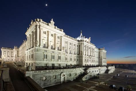 Night View of the Facade of the Royal Palace of Madrid Editorial Stock Image - Image of ...