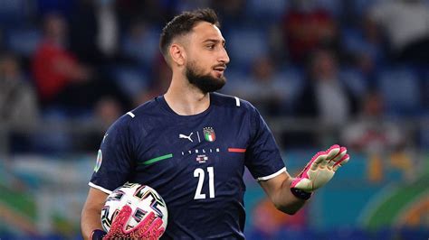 Gianluigi Donnarumma: Italy goalkeeper set for PSG medical this weekend ...