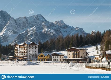 AURONZO DI CADORE, ITALY - DECEMBER 29, 2022: View of Frozen Musurina Lake in the Winter ...