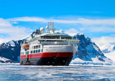 Cruises to Antarctica: What to bring and everything you need to know