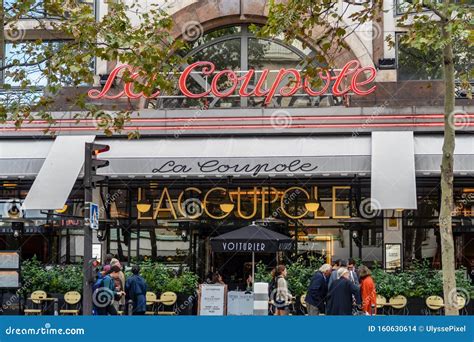 Brasserie La Coupole in Paris, France Editorial Stock Image - Image of cafe, famous: 160630614