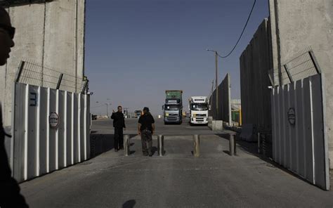 Gaza-Israel border reopens for goods | The Times of Israel