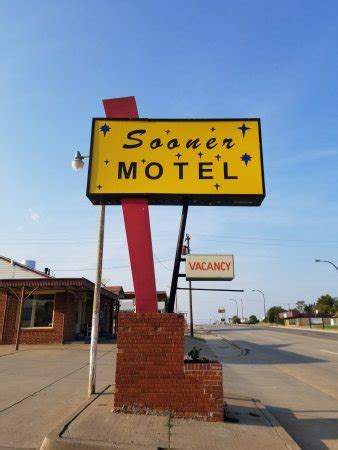 SOONER MOTEL - Prices & Reviews (Stroud, OK)