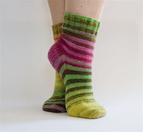 Knitting Patterns Free: knitting socks