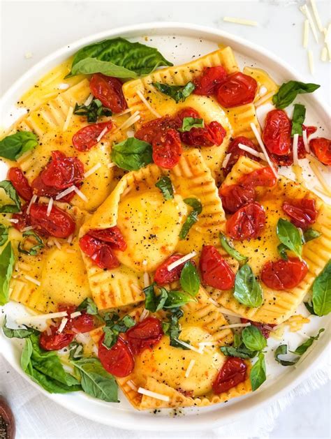 Cheese Ravioli With Light Cherry Tomato Sauce - Fetty's Food Blog