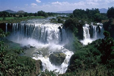 Blue nile falls at Tissisat - Ethiopia Church Pictures, Fall Pictures, Le Nil Bleu, Nile River ...