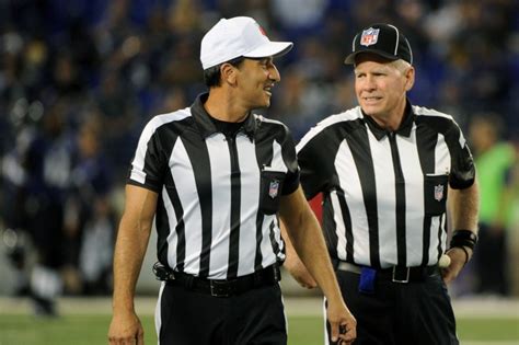 'Index card' NFL referee Gene Steratore retires - UPI.com