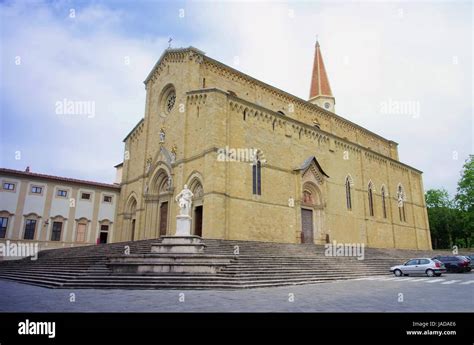 Arezzo Kathedrale - Arezzo cathedral 01 Stock Photo - Alamy