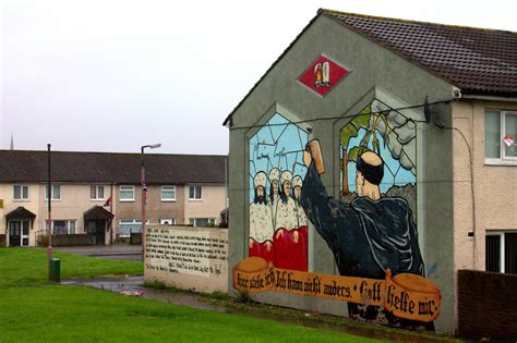 Northern Ireland's Troubles Murals - In Photos