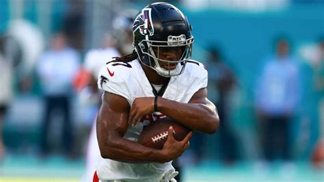 Did Bijan Robinson play vs. Dolphins? Why Falcons star rookie didn't ...