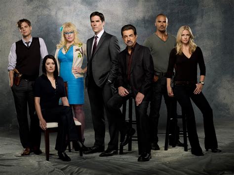 Criminal Minds Round Table: Criminal Minds Season 7 Cast Promotional Pictures