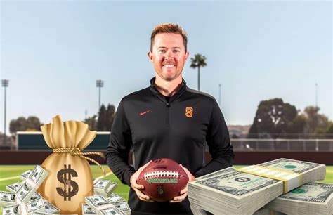 Lincoln Riley Salary and Contract Details: How much does USC HC earn in ...