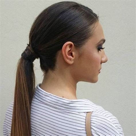 50 Cute Work Hairstyle Ideas for Women in 2022 (With Images)