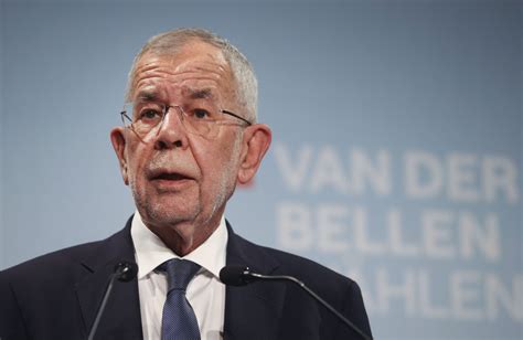 Austrian President Van der Bellen set to win second term