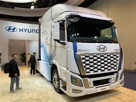 Hyundai bringing hydrogen fuel cell truck to the U.S. | Commercial Carrier Journal