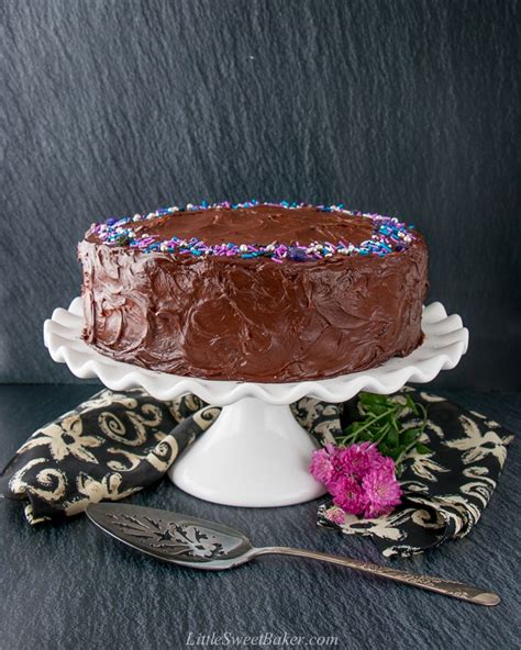 Chocolate Fudge Cake Icing - Chocolate and Coke