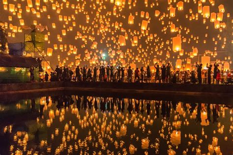 Lễ hội đặc sắc nhất Thái Lan Loy Krathong và Yi Peng