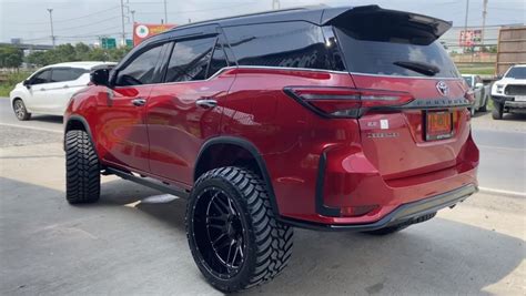 This Modified Toyota Fortuner Legender Gets Heavy Duty Off-Road Mods