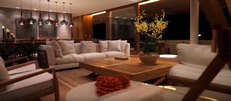 Neymar House Inside / Neymar House Mangaratiba / Inside Spectacular ...