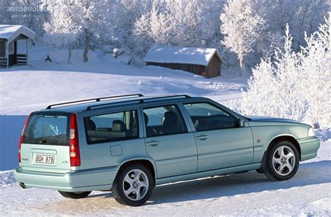 2001 Volvo V70 T5 0-60 Times, Top Speed, Specs, Quarter Mile, and Wallpapers - MyCarSpecs United ...