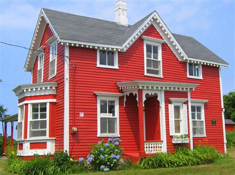 big Red house like! | House decorating ideas apartments, Big houses, Huge houses