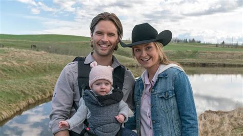 8 Best Amy Fleming and Ty Borden Love Moments on Heartland