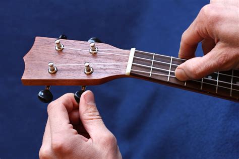 Ukulele Tuning Guide - Ways to Tune It & How to do It