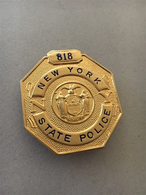 Collectors-Badges Auctions - New York State Police Trooper