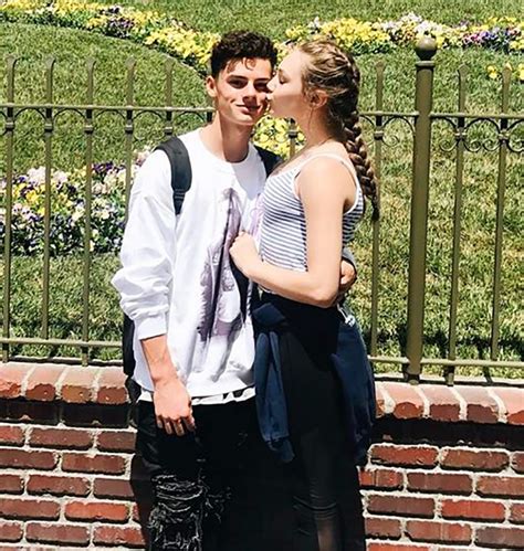 Maddie Ziegler Makes It OFFICIAL With Boyfriend Jack Kelly! - Superfame