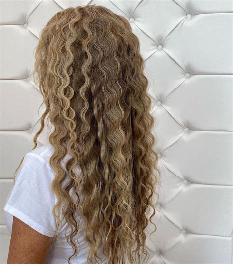 20 Lovely Crimped Hairstyles: 80's Wavy & Loose Trends | Hair crimper ...