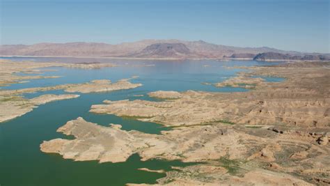View of Lake Mead landscape in Nevada image - Free stock photo - Public Domain photo - CC0 Images
