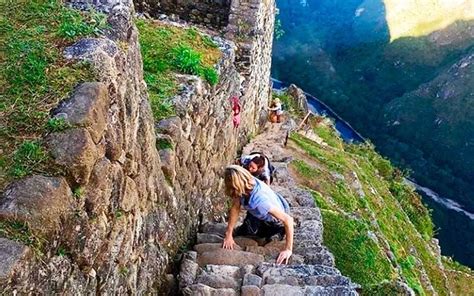 Huayna Picchu Stairs of Death Peru - AMZ Newspaper