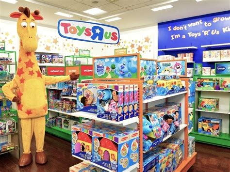 85 Toys 'R' Us Shops Open In CA Macy's Stores For Holiday Season ...