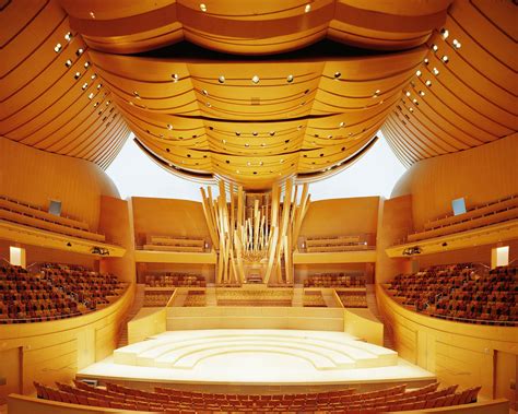Walt Disney Concert Hall design by Frank Gehry