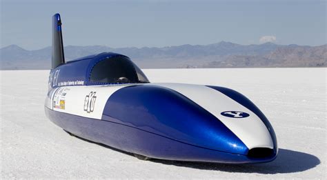 Student-built electric car sets land speed record at Salt Flats