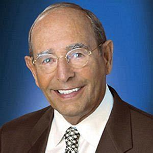 Richard Devos Net Worth 2024: Money, Salary, Bio - CelebsMoney