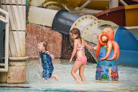 Camelback Resort Lodge and Aquatopia Indoor Waterpark | Tannersville | DiscoverNEPA