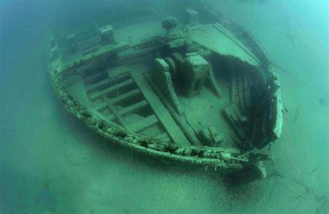 Diving Into Five of Lake Michigan’s Coolest Shipwrecks | Chicago Things To Do | Groupon