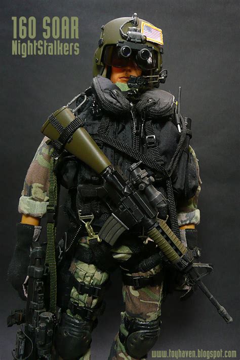 toyhaven: Hot Toys 160th SOAR “Night Stalkers” crewmember 12-inch figure