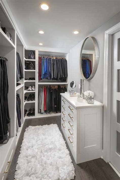 35 Best Walk In Closet Ideas and Designs for 2024 | Decor Home Ideas ...