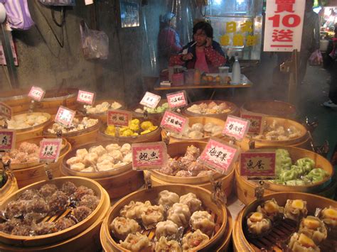 File:Dim sum dumplings by brappy! in Gongguan Market, Taipei.jpg - Wikimedia Commons