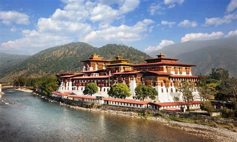 Explore Some of the Famous Monasteries of Bhutan