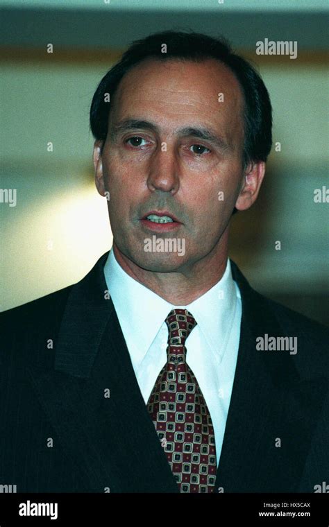 PAUL KEATING AUSTRALIAN PRIME MINISTER 21 September 1993 Stock Photo - Alamy