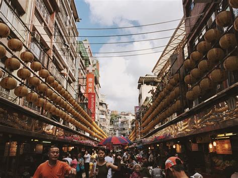 Free Images : pedestrian, walking, architecture, group, people, sky ...