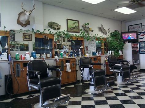 KERVIN’S DELWOOD BARBER SHOP - Updated December 2024 - 23 Reviews - 3909 N I H 35, Austin, Texas ...