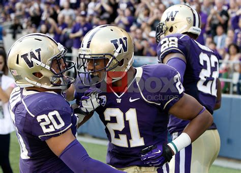 University of Washington football team defeats Portland State 52-13 ...