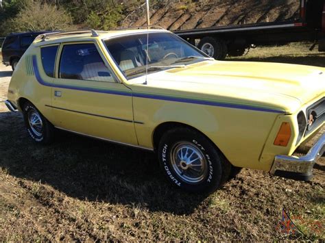 AMC : Gremlin yellow