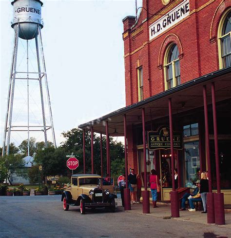 Grass is Much Greener is Gruene, Texas | Country Music Project