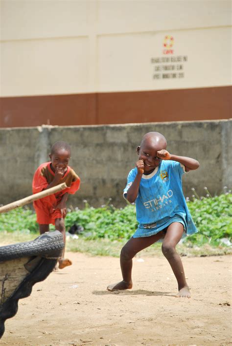 All sizes | Pose plastique | Flickr - Photo Sharing! | African children, African people, Kids ...