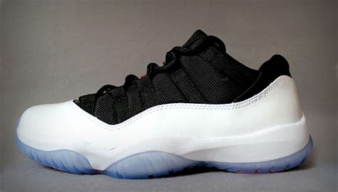 Air Jordan XI Low White/Black | SNEAKERS ADDICT